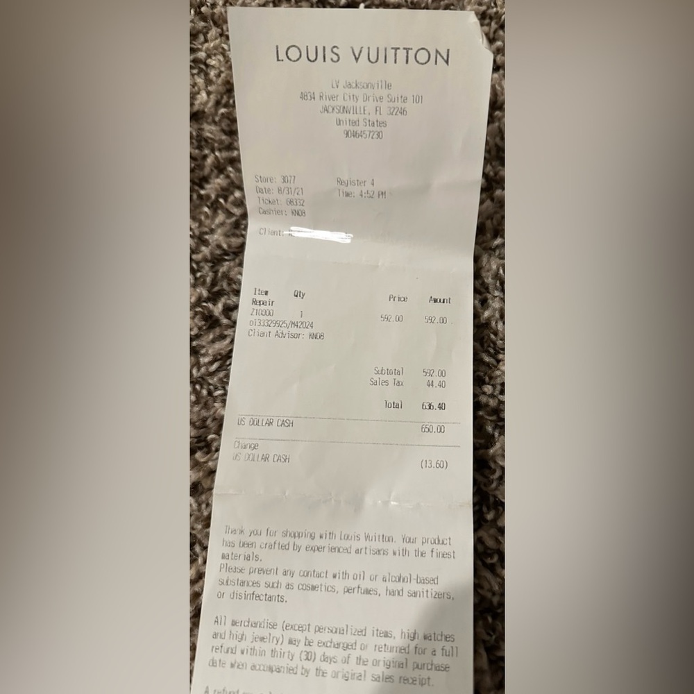 Louis Vuitton Dog Carrier - Picture 7 of 7